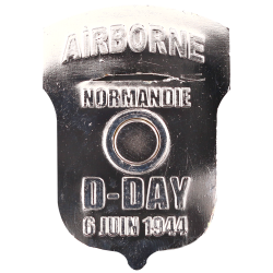 MN14 Magnet Metal D Day 101St Airborne Classic